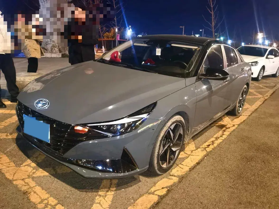 2022 Hyundai Elantra 1.5L 115HP L4 CVT