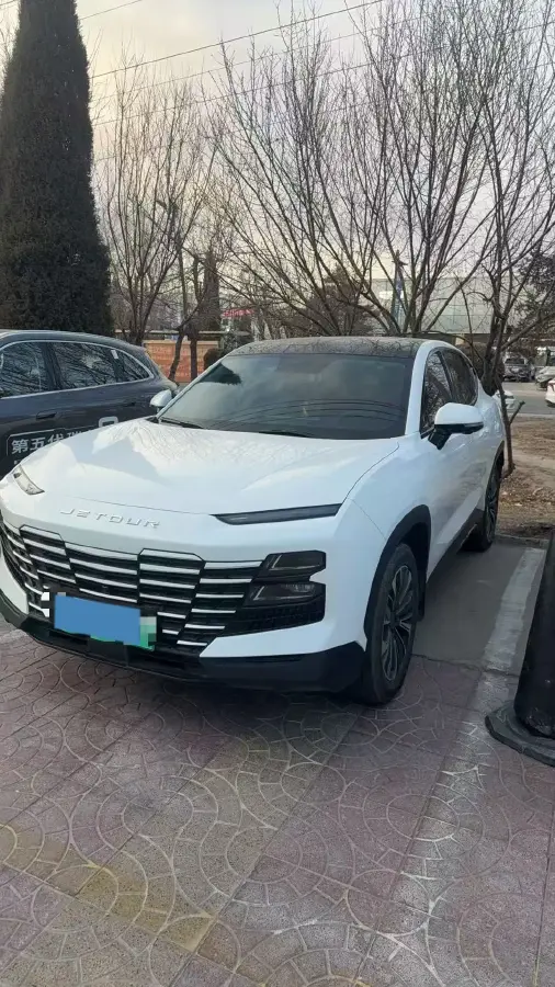 2023 Jetour DASHING i-DM 1.5T 156HP L4 3DHT PHEV 19.27KWH