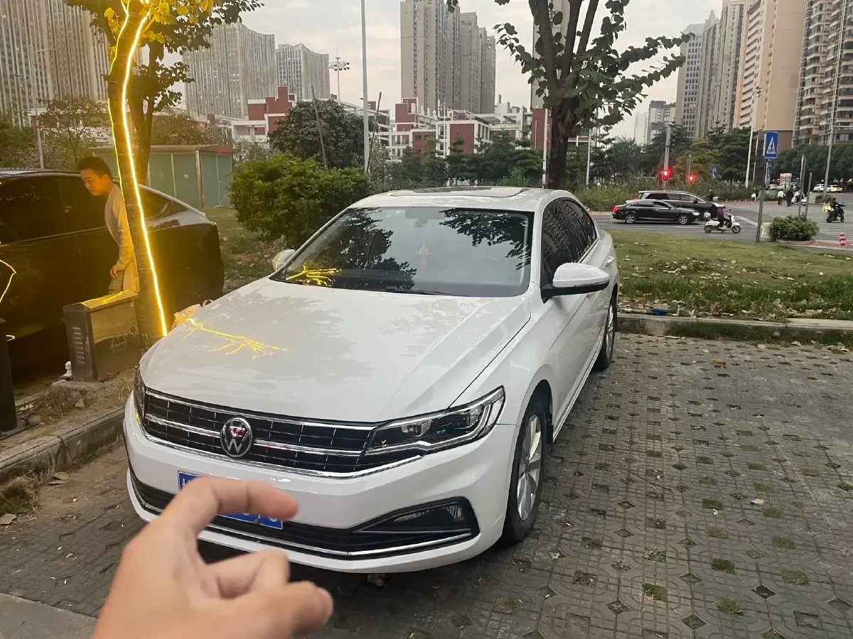 2021 Volkswagen Bora 1.5L 113HP L4 6AT