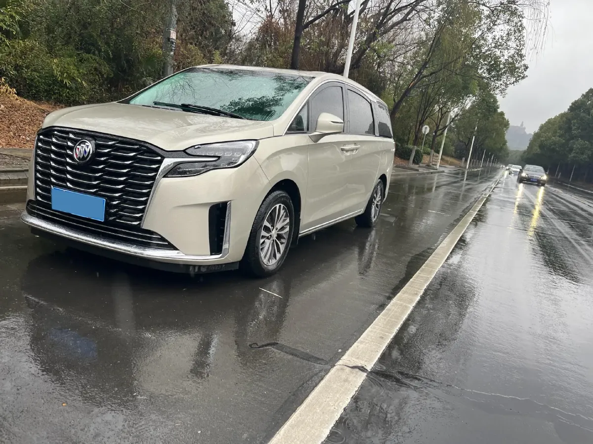 2023 Buick GL8 2.0T 237HP L4 9AT,autocango,china used car exporter,china ev exporter,chinese used car exporter,chinese used ev exporter