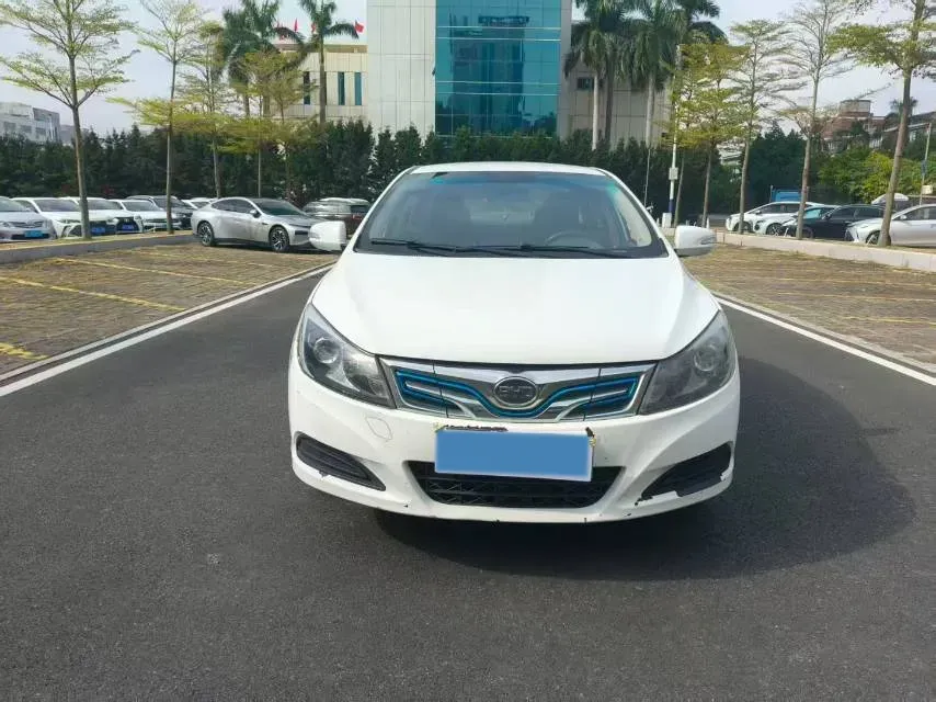 2018 BYD e5 BEV 60.48KWH,autocango,china used car exporter,china ev exporter,chinese used car exporter,chinese used ev exporter