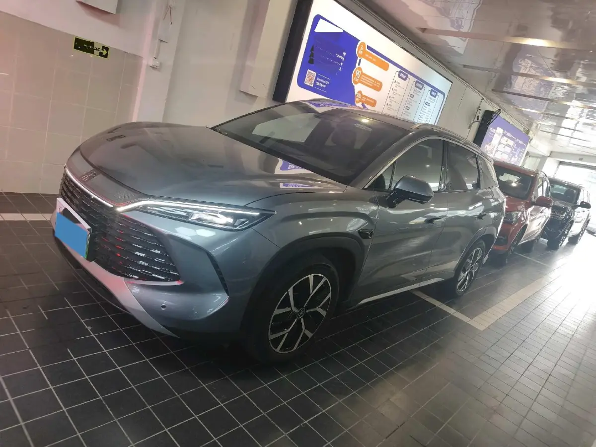 2025 BYD SongL DM-i 1.5L 101HP L4 E-CVT PHEV 26.6KWH