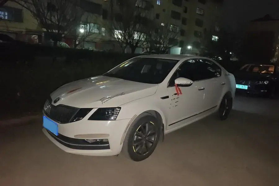 2019 Skoda Octavia 1.5L 116HP L4 6AT