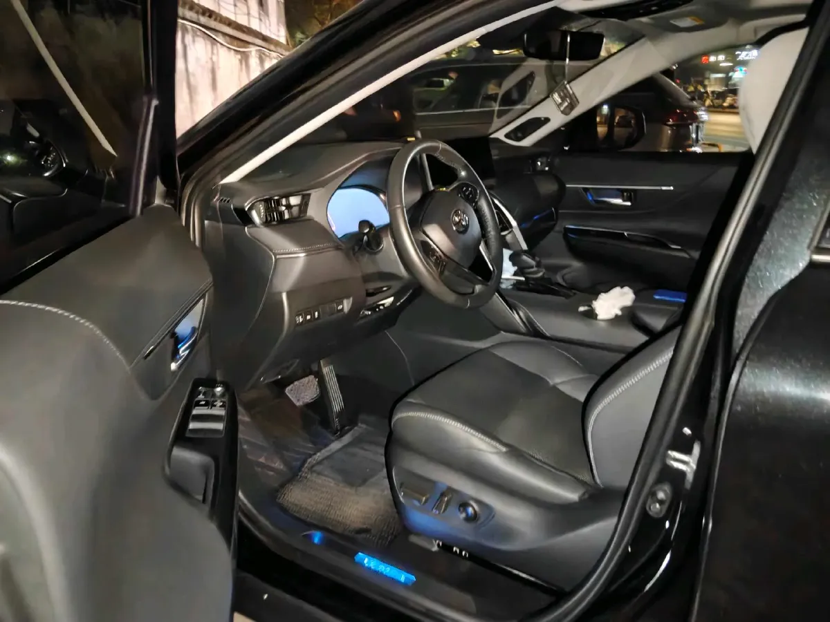 2023 Toyota Venza 2.5L 178HP L4 E-CVT Hybrid,autocango,china used car exporter,china ev exporter,chinese used car exporter,chinese used ev exporter