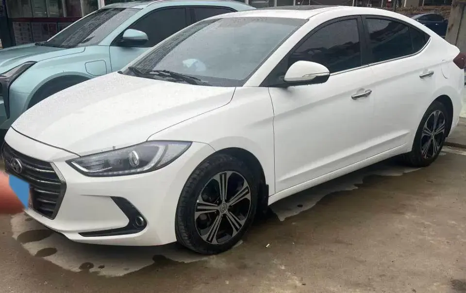 2018 Hyundai Elantra 1.4T 130HP L4 7DCT