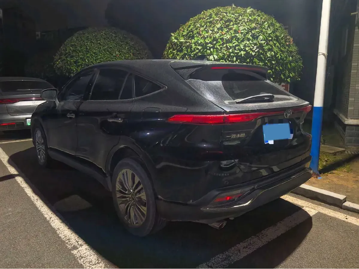 2022 Toyota Harrier 2.0L 171HP L4 CVT,autocango,china used car exporter,china ev exporter,chinese used car exporter,chinese used ev exporter