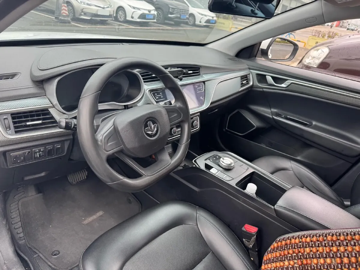 2022 Livan Maple 60s PRO BEV 52.56KWH,autocango,china used car exporter,china ev exporter,chinese used car exporter,chinese used ev exporter