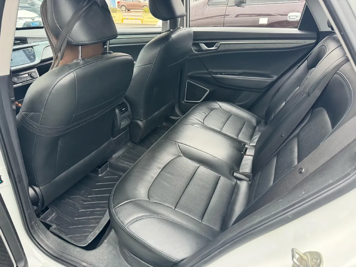 2022 Livan Maple 60s PRO BEV 52.56KWH,autocango,china used car exporter,china ev exporter,chinese used car exporter,chinese used ev exporter