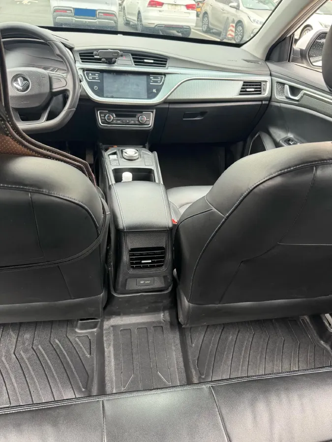 2022 Livan Maple 60s PRO BEV 52.56KWH,autocango,china used car exporter,china ev exporter,chinese used car exporter,chinese used ev exporter