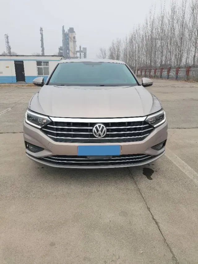 2019 Luxgen Grand 7 MPV 2.0T 188HP L4 6AT,autocango,china used car exporter,china ev exporter,chinese used car exporter,chinese used ev exporter