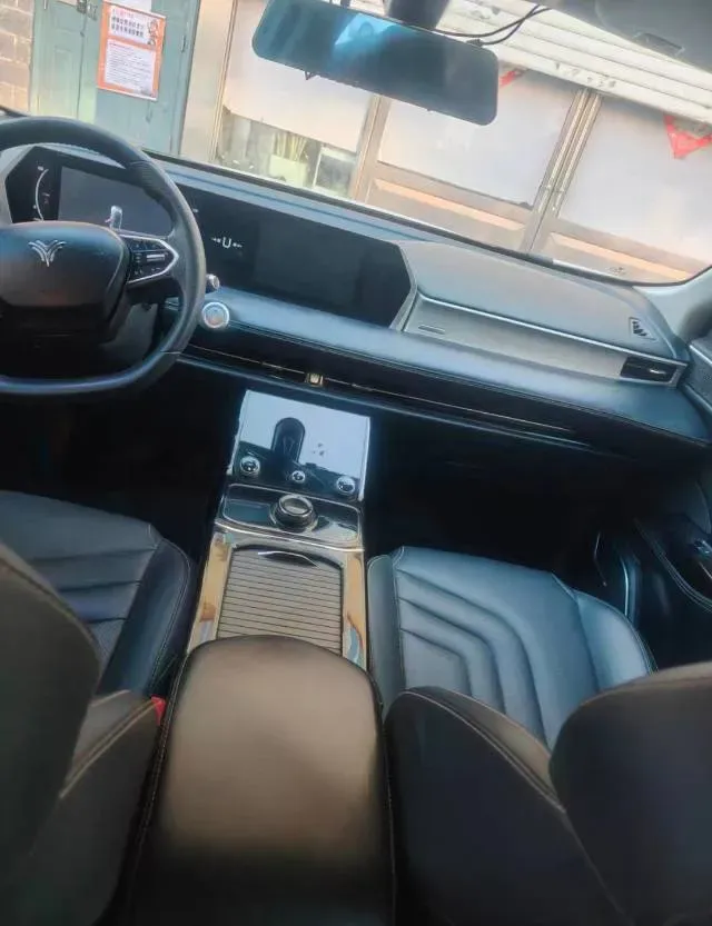 2022 Venucia Grand V 1.5T 190HP L4 7DCT,autocango,china used car exporter,china ev exporter,chinese used car exporter,chinese used ev exporter