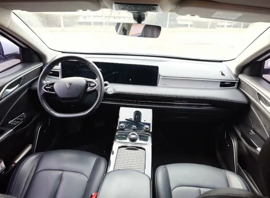 2022 Venucia Grand V 1.5T 190HP L4 7DCT,autocango,china used car exporter,china ev exporter,chinese used car exporter,chinese used ev exporter