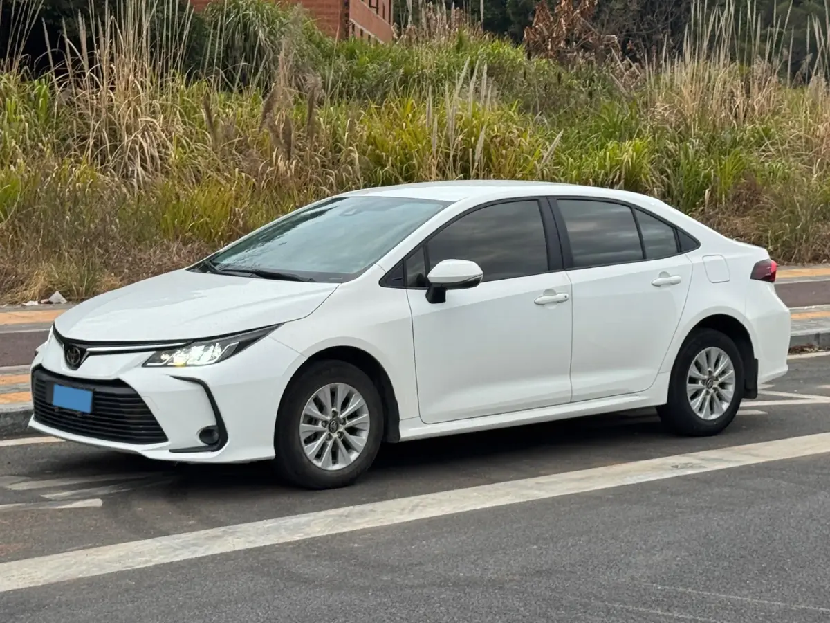 2021 Toyota Corolla 1.2T 116HP L4 CVT