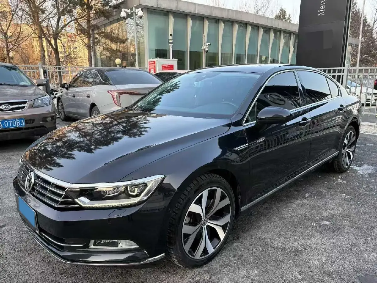 2019 Volkswagen Magotan 2.0T 220HP L4 7DCT