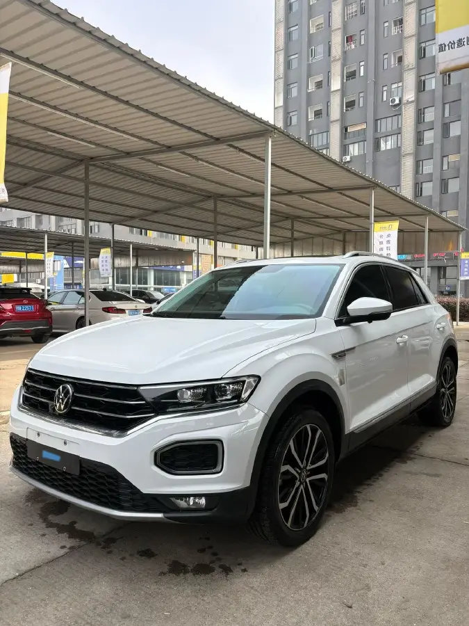 2020 Volkswagen T-Roc 1.4T 150HP L4 7DCT