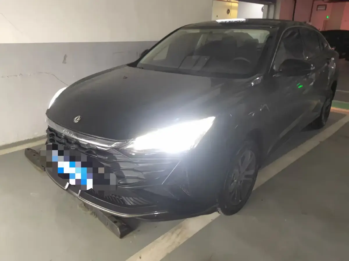 2025 DongFeng Aeolus YiXuan 1.5L 125HP L4 6DCT