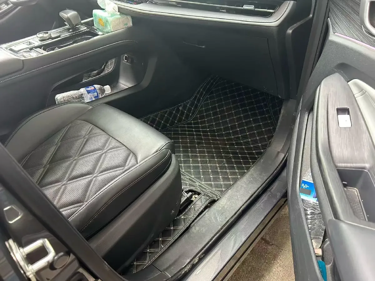 2023 Venucia Grand V DD-i 1.5T 163HP L4 E-CVT PHEV 18.4KWH,autocango,china used car exporter,china ev exporter,chinese used car exporter,chinese used ev exporter