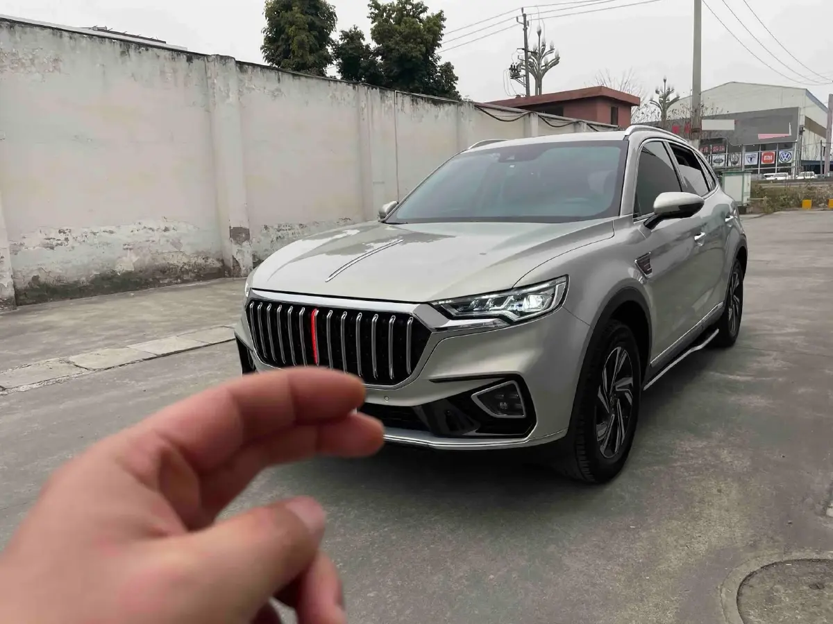 2022 HongQi HS5 2.0T 224HP L4 6AT