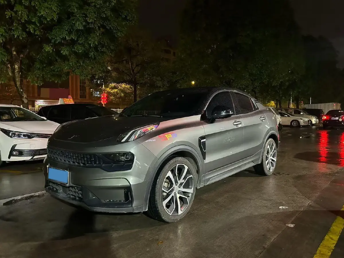 2020 LYNK&CO 05 2.0T 254HP L4 8AT