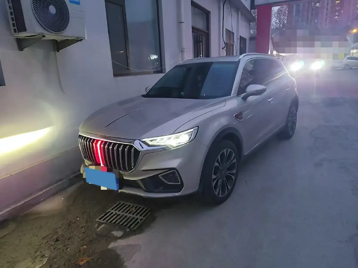 2022 HongQi HS5 2.0T 224HP L4 6AT