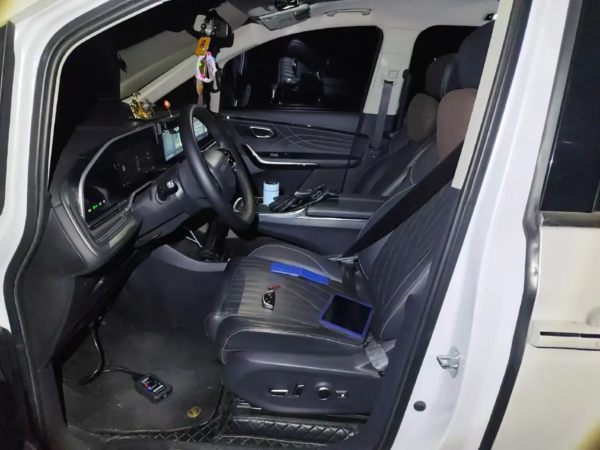 2022 MAXUS G90 2.0T 234HP L4 8AT,autocango,china used car exporter,china ev exporter,chinese used car exporter,chinese used ev exporter