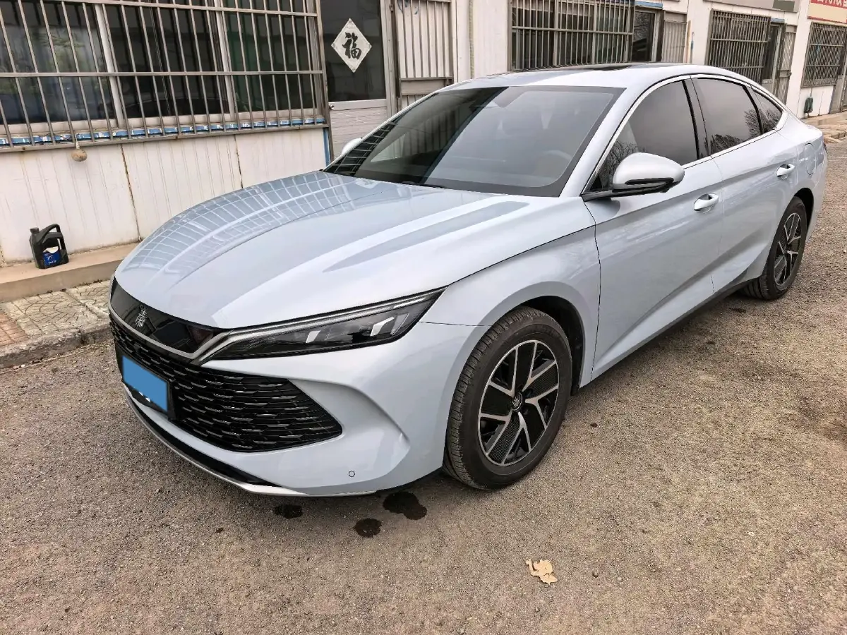 2024 BYD QinL 1.5L 101HP L4 E-CVT PHEV 15.87KWH