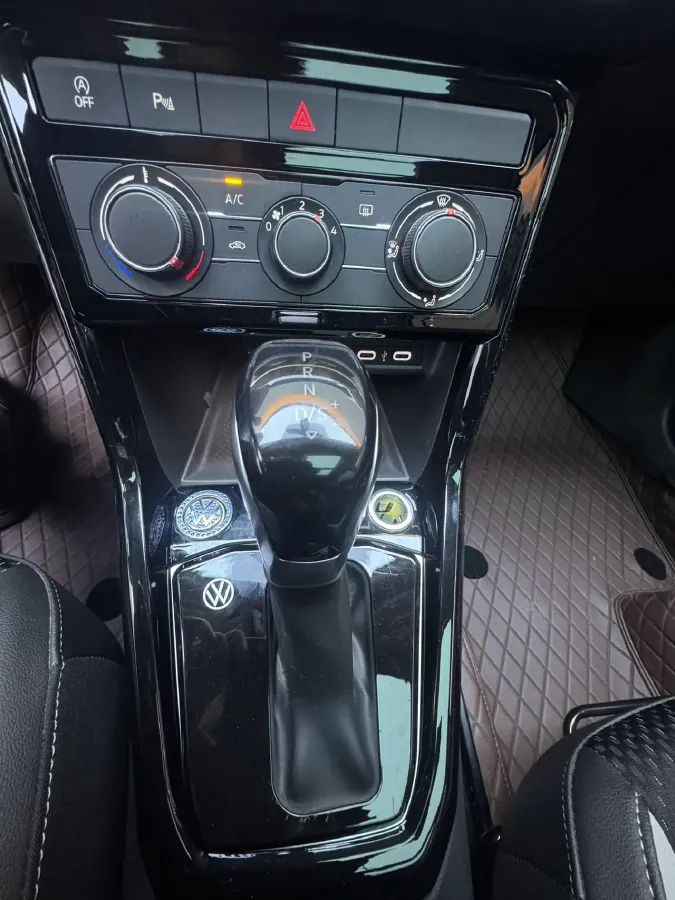 2021 Volkswagen Tacqua 1.5L 113HP L4 6AT,autocango,china used car exporter,china ev exporter,chinese used car exporter,chinese used ev exporter