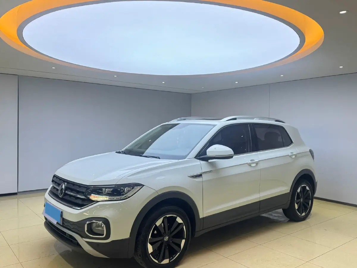 2021 Volkswagen Tacqua 1.5L 113HP L4 6AT