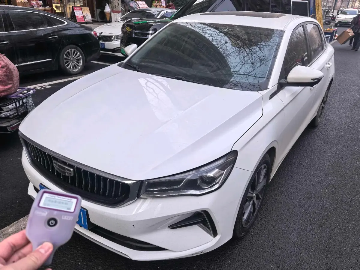 2022 Geely Emgrand 1.5L 114HP L4 CVT