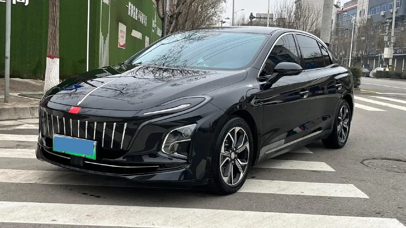 2023 HongQi E-QM5 BEV 54KWH
