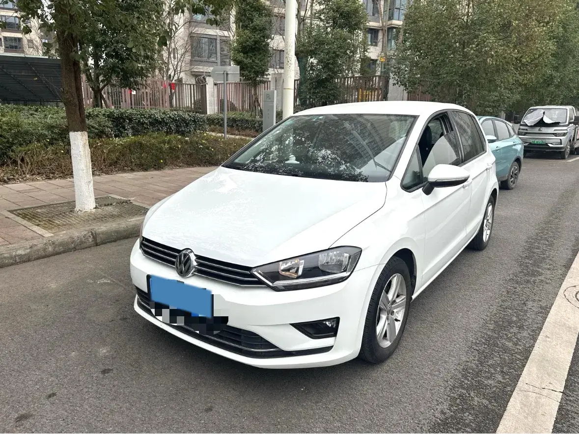 2018 Volkswagen Golf Sportsvan 1.6L 110HP L4 6AT