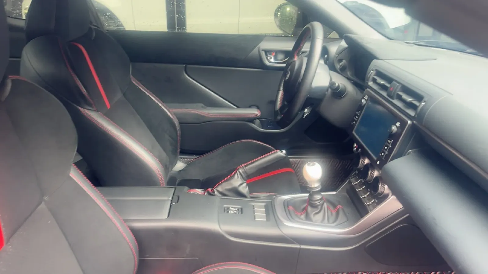 2022 Subaru BRZ 2.4L 234HP H4 6MT,autocango,china used car exporter,china ev exporter,chinese used car exporter,chinese used ev exporter