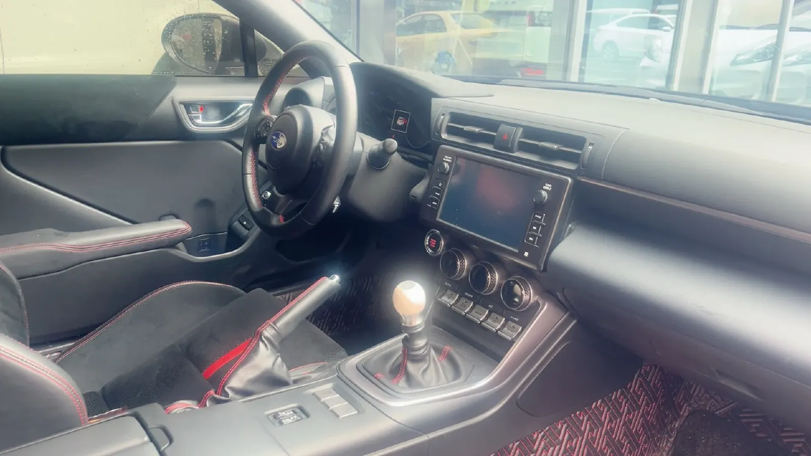 2022 Subaru BRZ 2.4L 234HP H4 6MT,autocango,china used car exporter,china ev exporter,chinese used car exporter,chinese used ev exporter