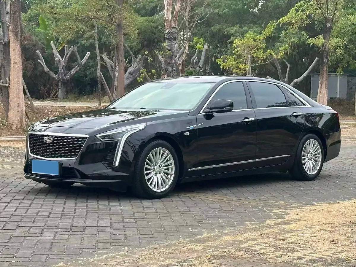 2022 Cadillac CT6 2.0T 237HP L4 10AT