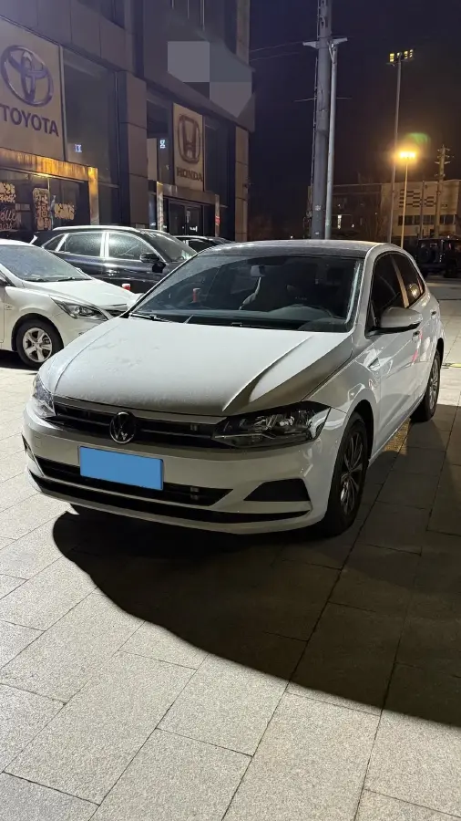 2023 Volkswagen Polo 1.5L 110HP L4 6AT