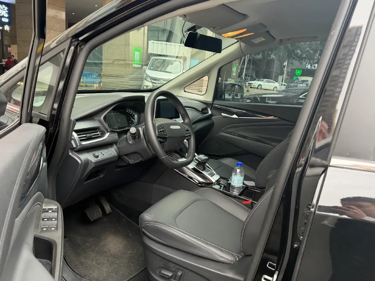 2024 Ford TransitT8 2.0T 154HP L4 6MT,autocango,china used car exporter,china ev exporter,chinese used car exporter,chinese used ev exporter