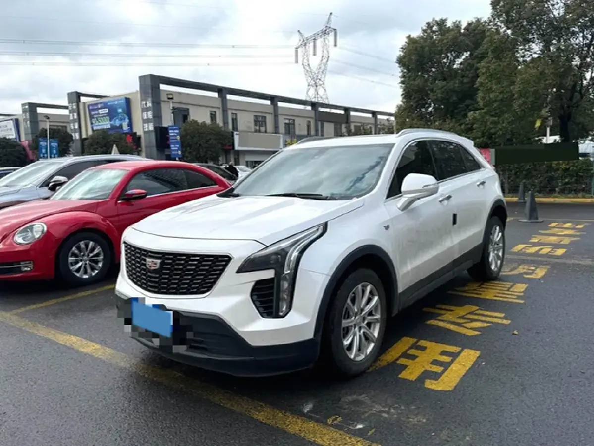 2022 Cadillac XT4 2.0T 237HP L4 9AT