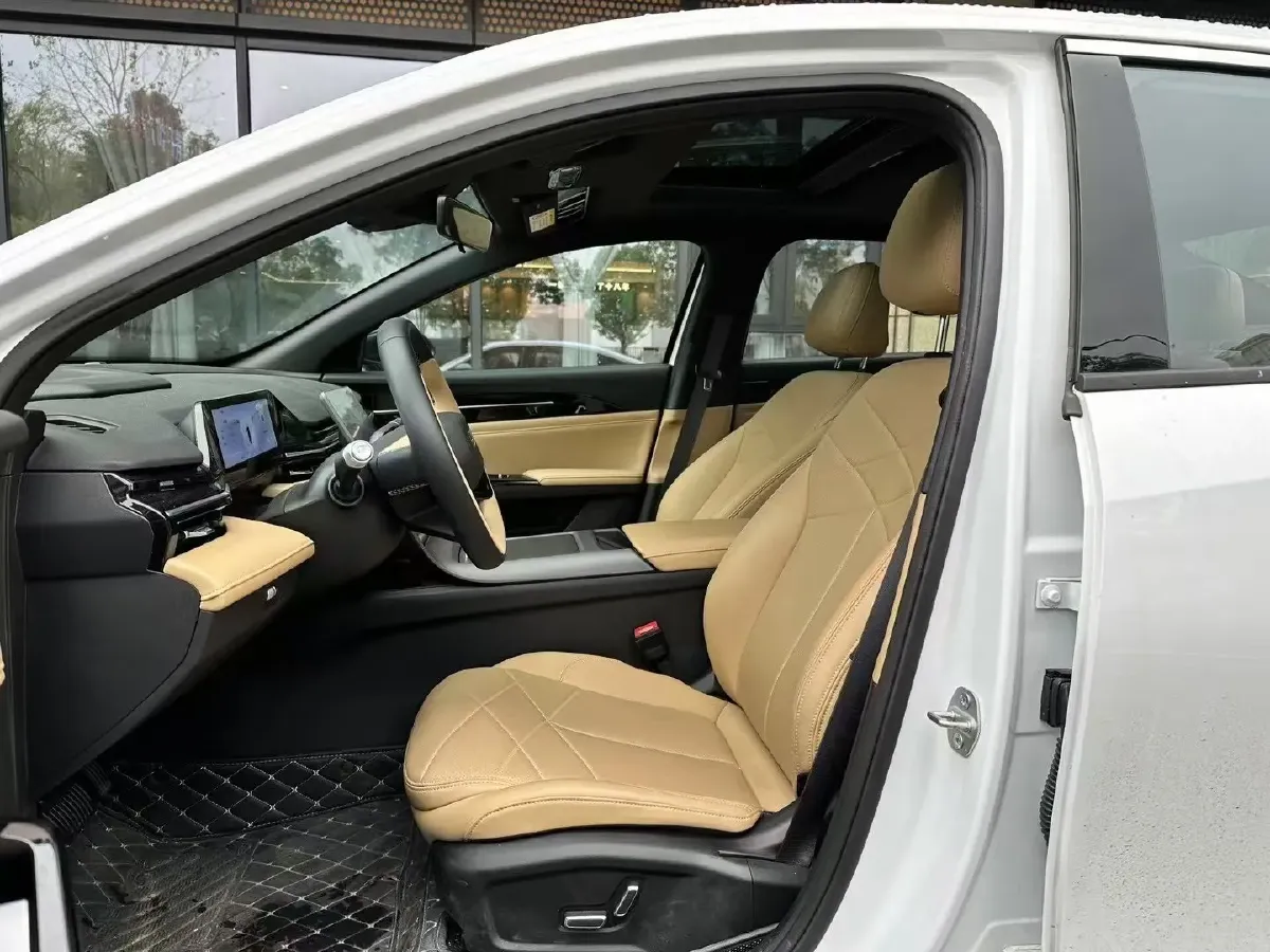 2023 Geely Galaxy L6 1.5T 163HP L4 3DHT PHEV,autocango,china used car exporter,china ev exporter,chinese used car exporter,chinese used ev exporter