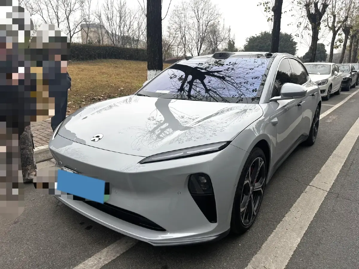 2025 NIO ET5T BEV