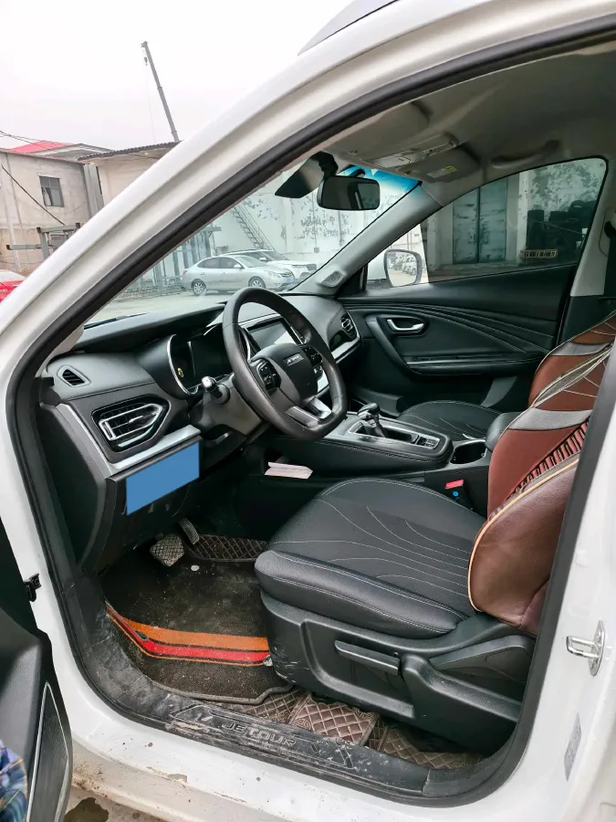 2021 Jetour X70M 1.5T 156HP L4 6DCT,autocango,china used car exporter,china ev exporter,chinese used car exporter,chinese used ev exporter