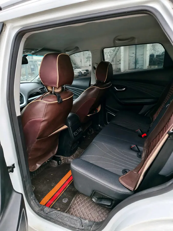 2021 Jetour X70M 1.5T 156HP L4 6DCT,autocango,china used car exporter,china ev exporter,chinese used car exporter,chinese used ev exporter