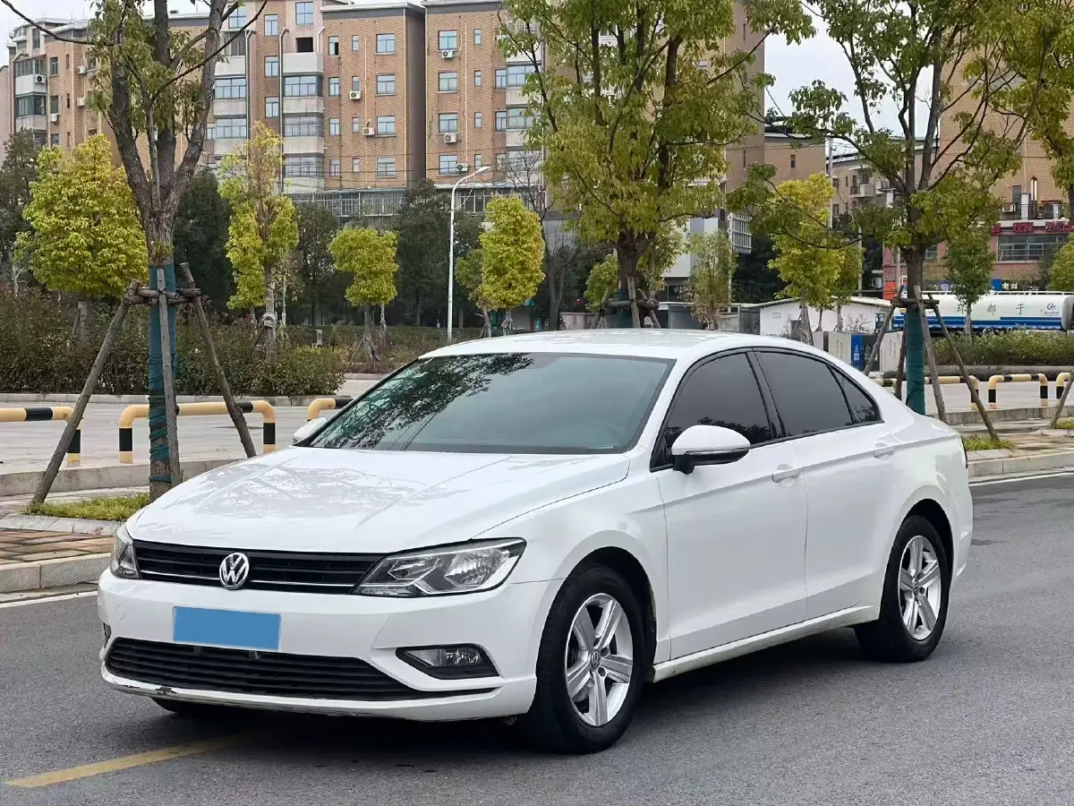 2018 Volkswagen Lamando 1.4T 131HP L4 7DCT