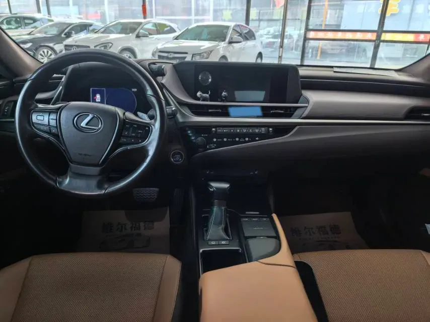 2020 Lexus ES 2.5L 178HP L4 E-CVT Hybrid,autocango,china used car exporter,china ev exporter,chinese used car exporter,chinese used ev exporter