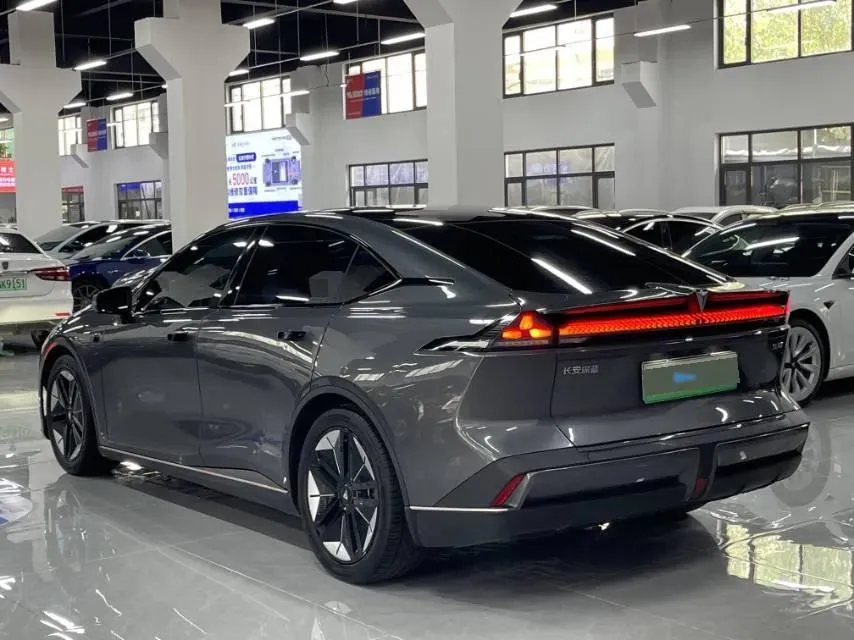 2022 DongFeng Forthing LingZhi EV BEV 68.4KWH,autocango,china used car exporter,china ev exporter,chinese used car exporter,chinese used ev exporter