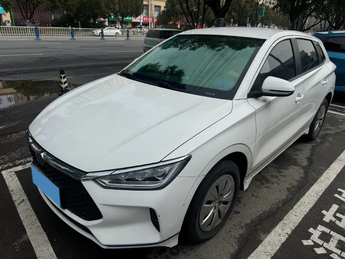 2019 BYD e2 BEV 35.2KWH