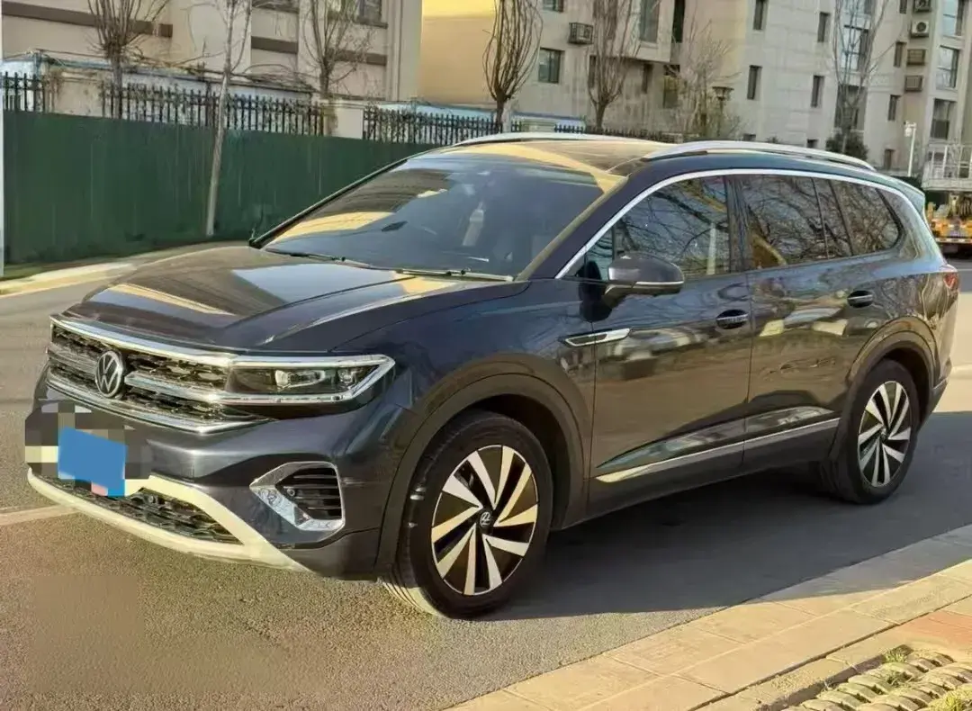 2021 Volkswagen Talagon 2.0T 220HP L4 7DCT