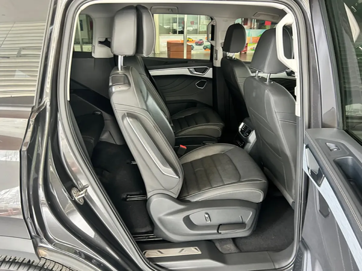 2023 Volkswagen Talagon 2.0T 220HP L4 7DCT,autocango,china used car exporter,china ev exporter,chinese used car exporter,chinese used ev exporter