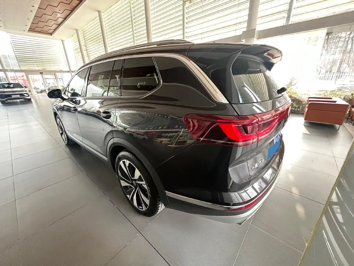 2023 Volkswagen Talagon 2.0T 220HP L4 7DCT,autocango,china used car exporter,china ev exporter,chinese used car exporter,chinese used ev exporter