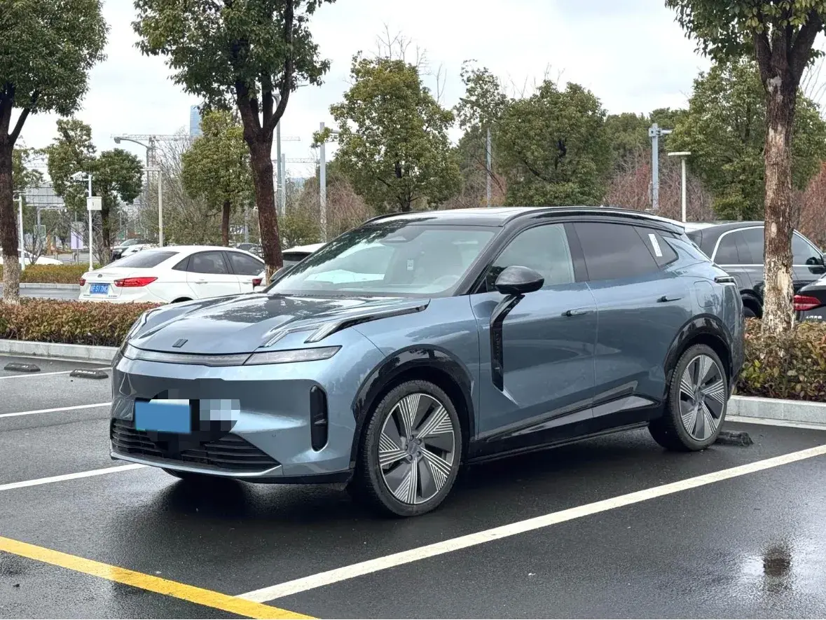 2025 LYNK&CO 08 EM-P 1.5T 163HP L4 3DHT PHEV 39.6KWH