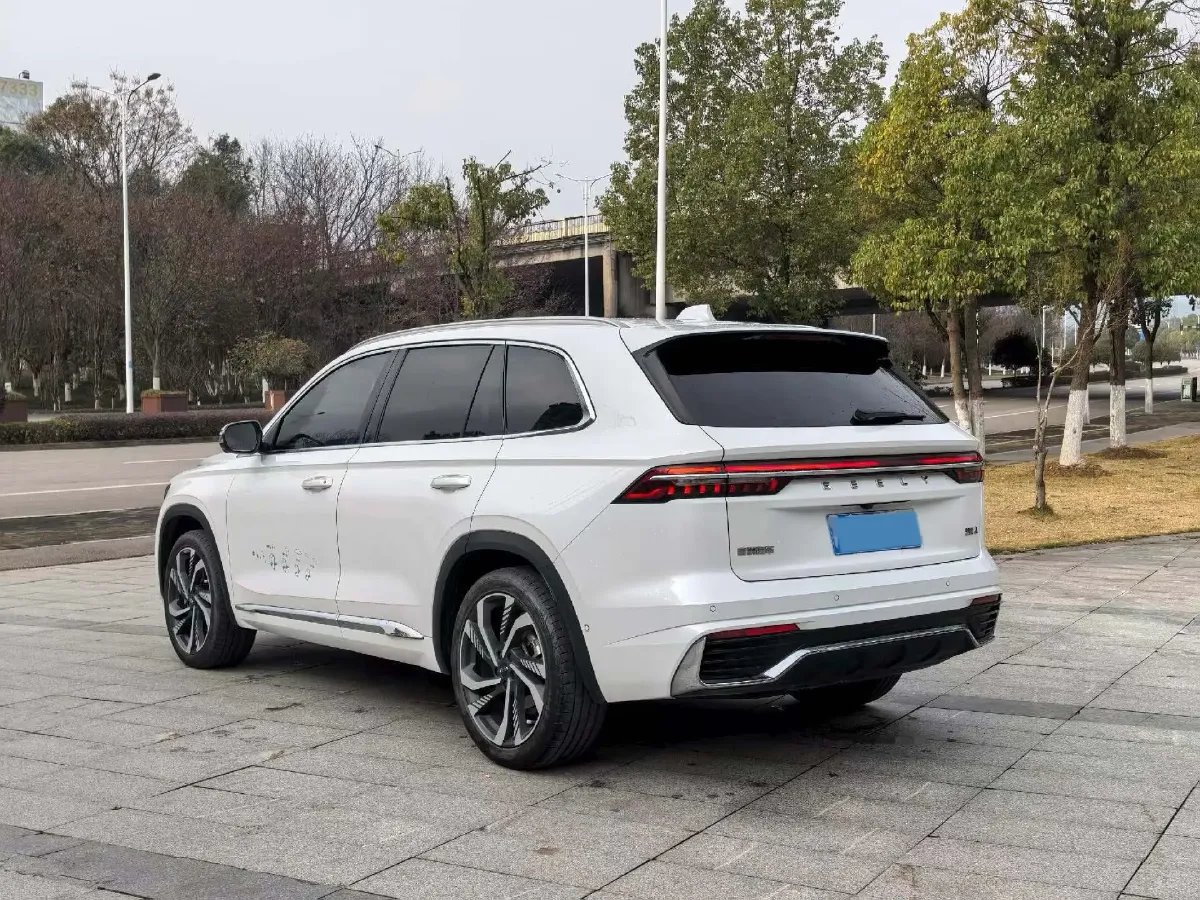 2021 Geely Monjaro 2.0T 218HP L4 7DCT,autocango,china used car exporter,china ev exporter,chinese used car exporter,chinese used ev exporter